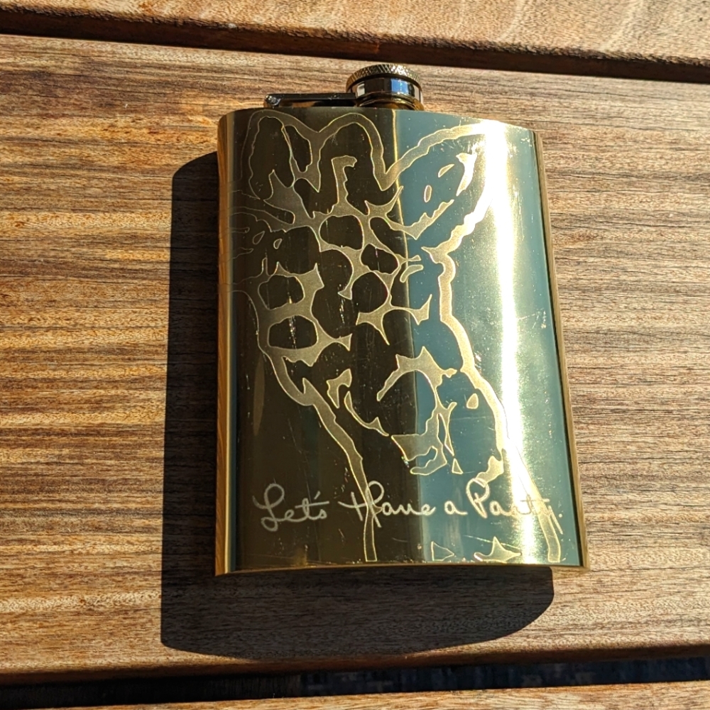 Lilly Pulitzer flask giraffe Let's Have a Party Tailgate
